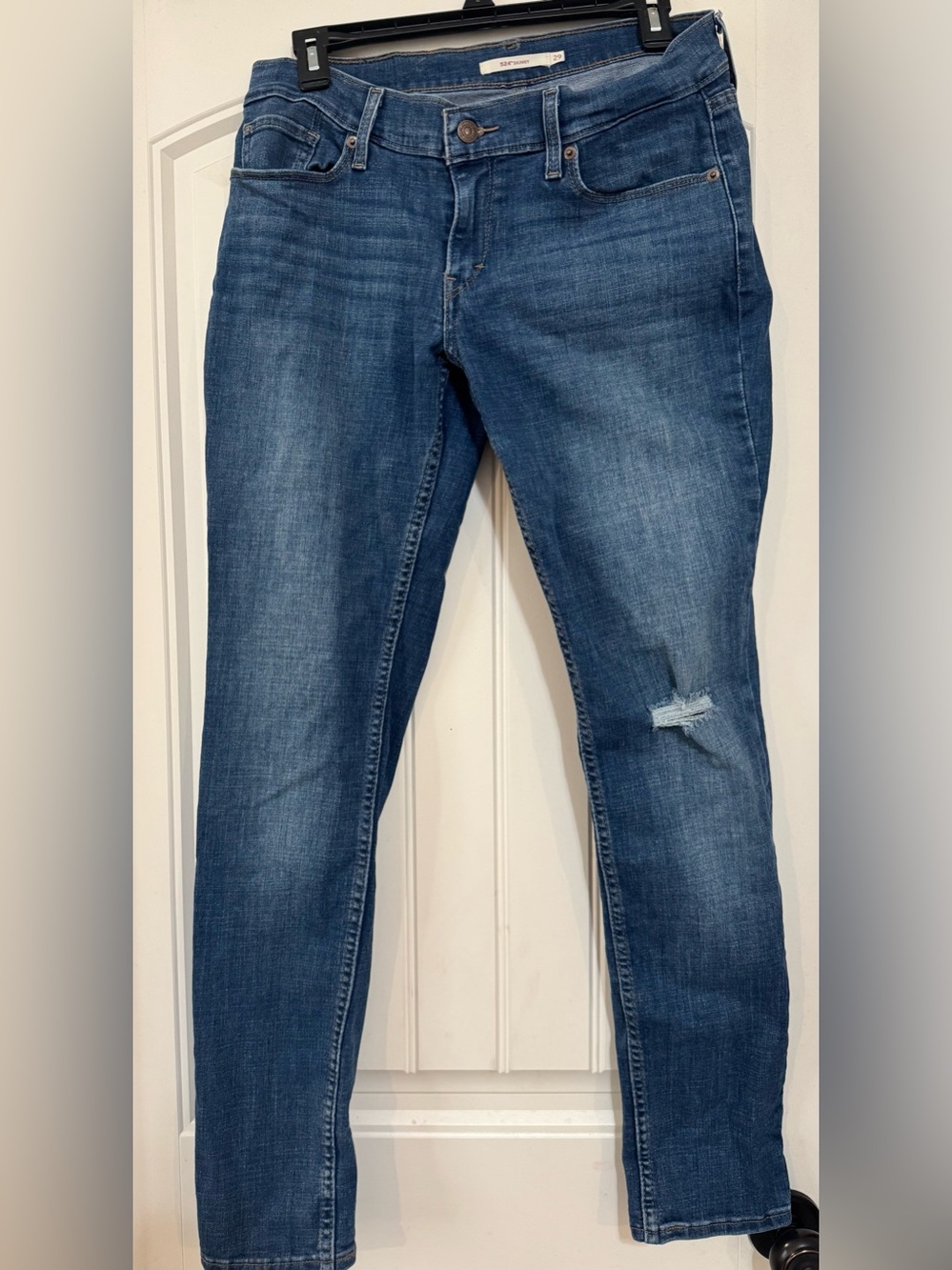 Levi's Women's Skinny Jeans in Medium Blue Wash